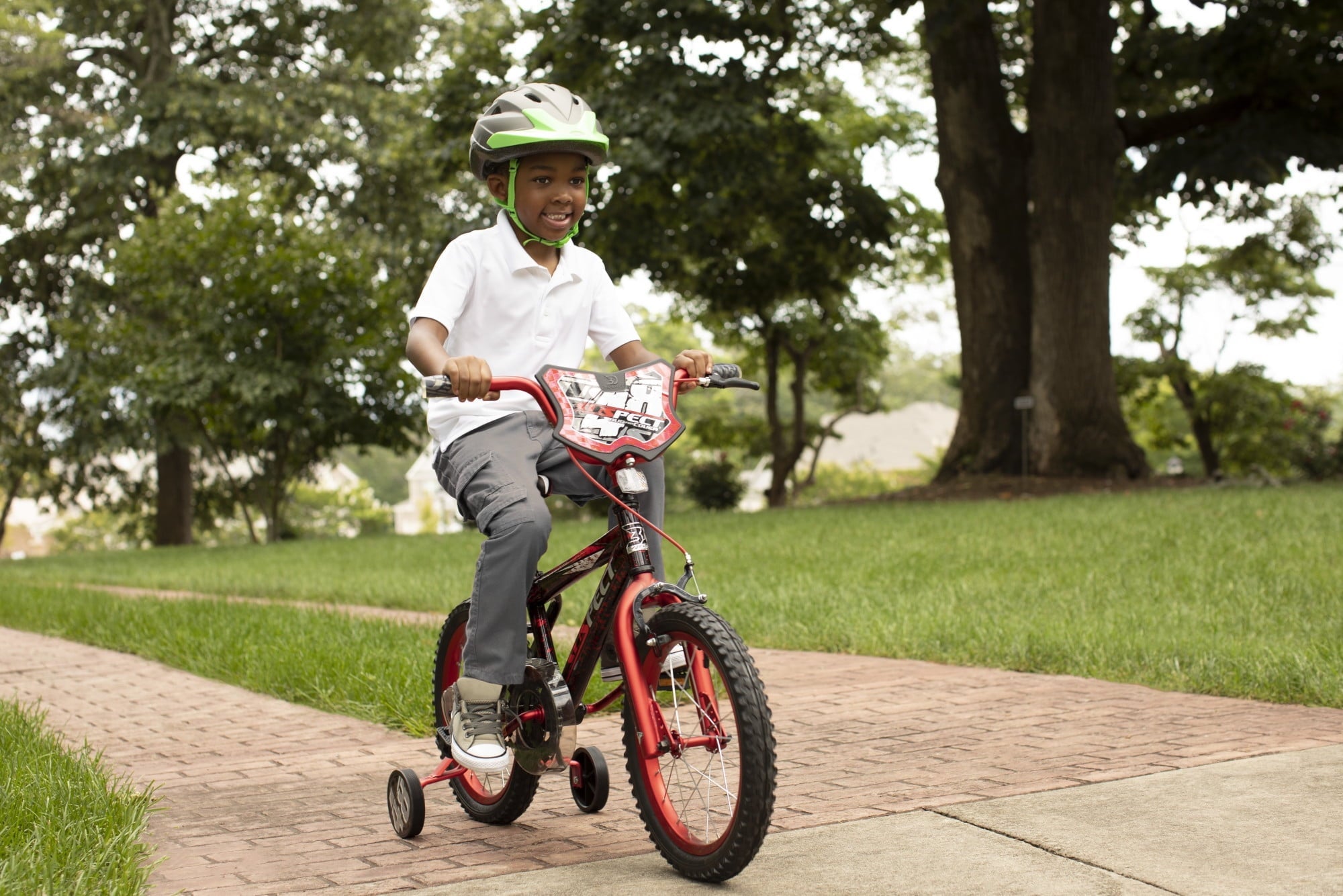 Dynacraft 16 Inch Suspect Boys BMX Bike for Child 5-7 Years