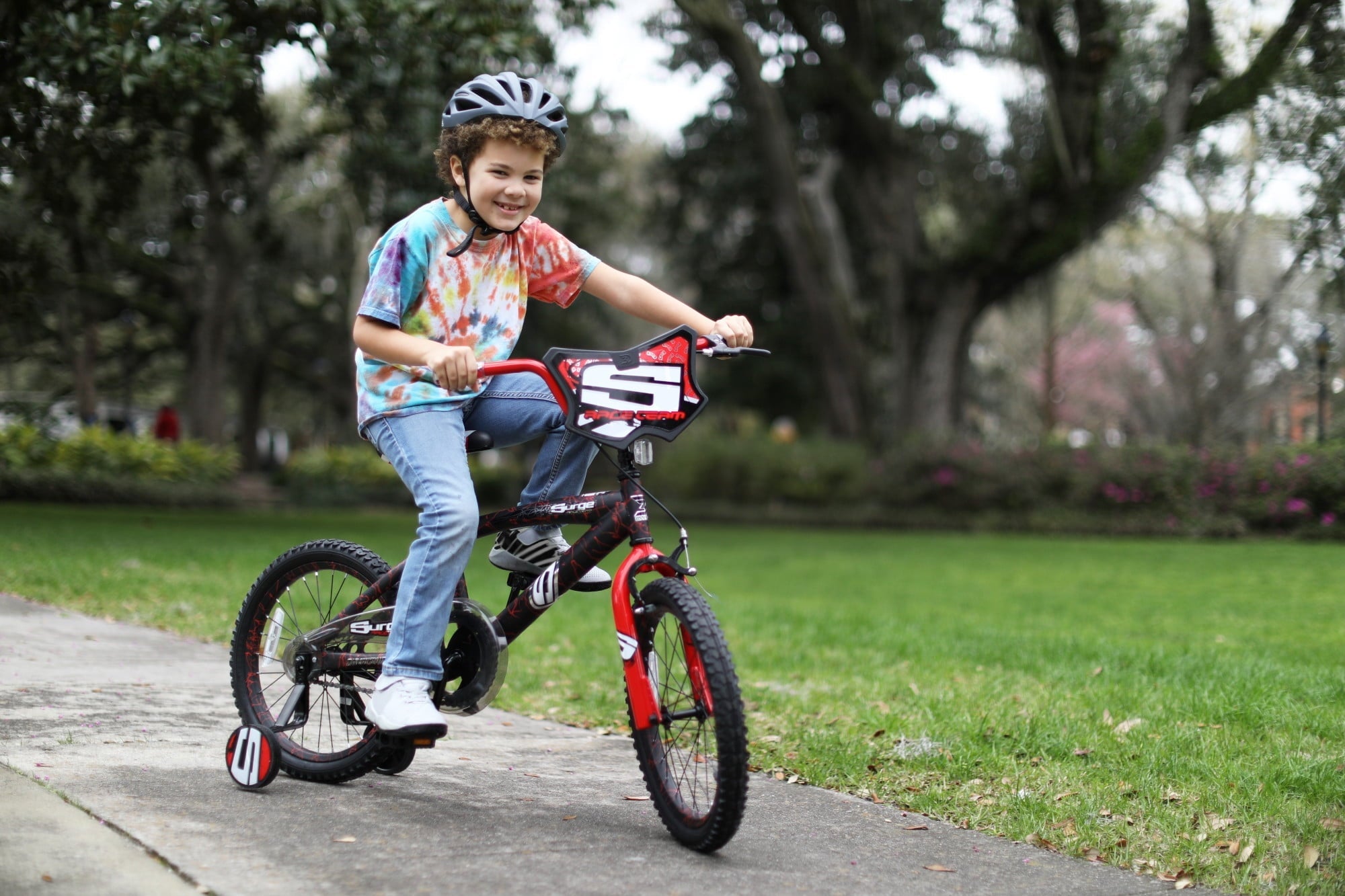 Dynacraft Surge Boys 18 BMX Bike, For Kids Age 6-9 Years, Green